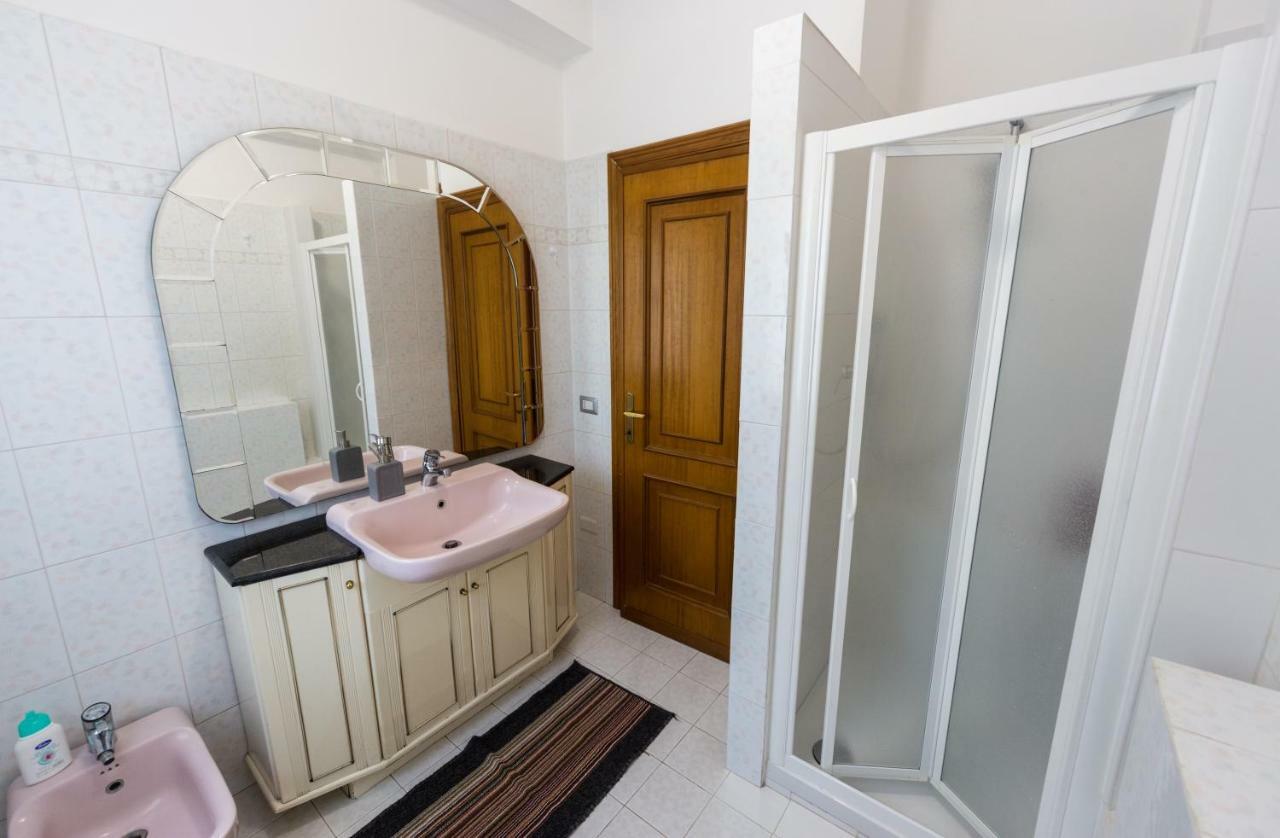 32 Hotel Ciampino Exterior photo